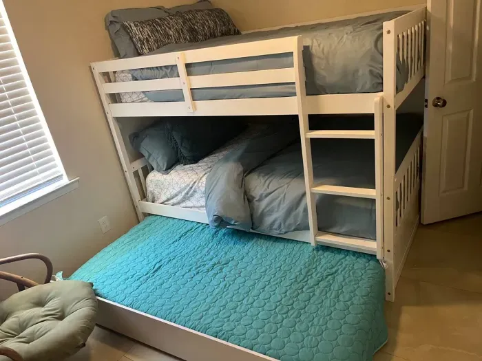 Full size (double) bunks on top of twin size pull out bed