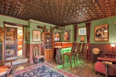 Unique-Hot Tub, Pool, Speakeasy & Secret Golf Room - image 27 of 78