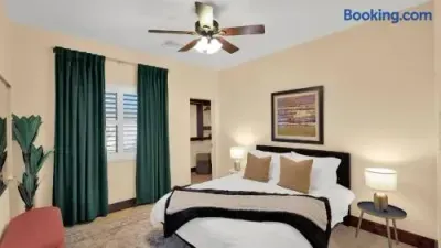 Unique-Hot Tub, Pool, Speakeasy & Secret Golf Room - image 47 of 78