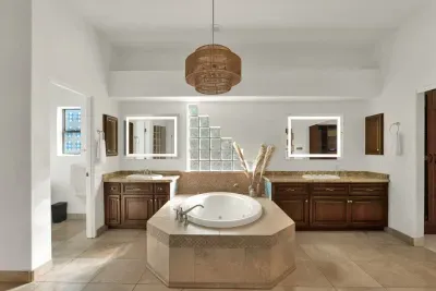 Unique-Hot Tub, Pool, Speakeasy & Secret Golf Room - image 18 of 78