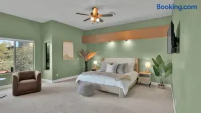 Unique-Hot Tub, Pool, Speakeasy & Secret Golf Room - image 48 of 78
