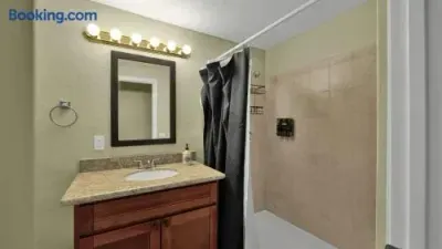 Unique-Hot Tub, Pool, Speakeasy & Secret Golf Room - image 57 of 78