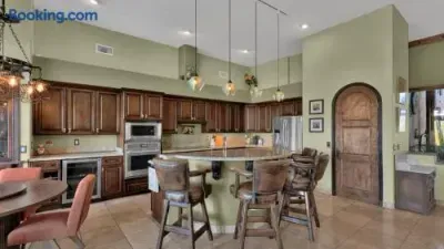 Unique-Hot Tub, Pool, Speakeasy & Secret Golf Room - image 66 of 78