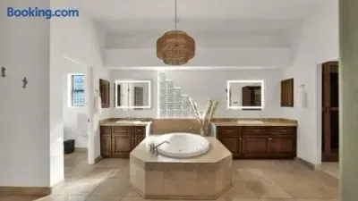 Unique-Hot Tub, Pool, Speakeasy & Secret Golf Room - image 46 of 78