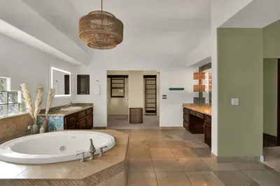 Unique-Hot Tub, Pool, Speakeasy & Secret Golf Room - image 19 of 78
