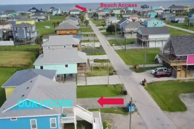 Beach entrance between barrels #87 & #88 – just a short stroll from your front door. 