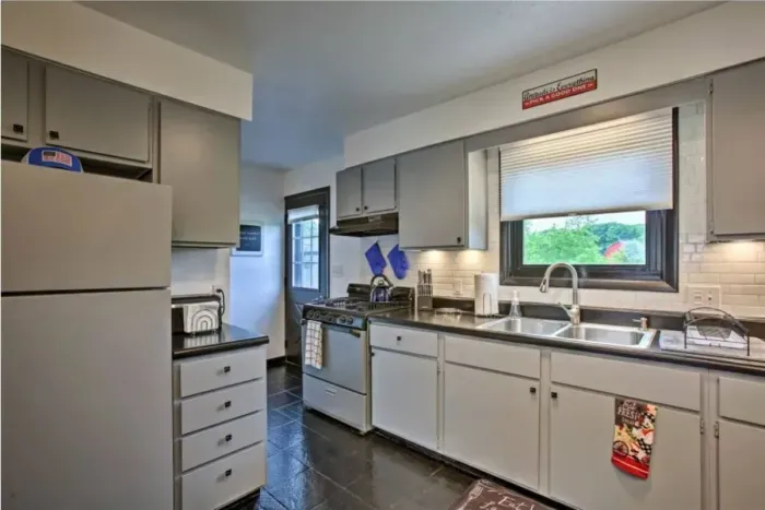 Holy Cow Kitchen | Natural Gas Range Oven Combo