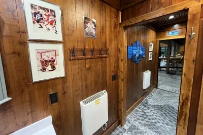 Pickleball Barn Full Bathroom