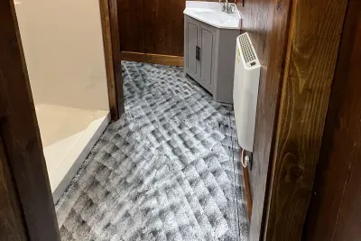 Pickleball Barn Full Bathroom