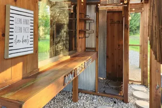 Large Vanity | Seasonal Outdoor Shower