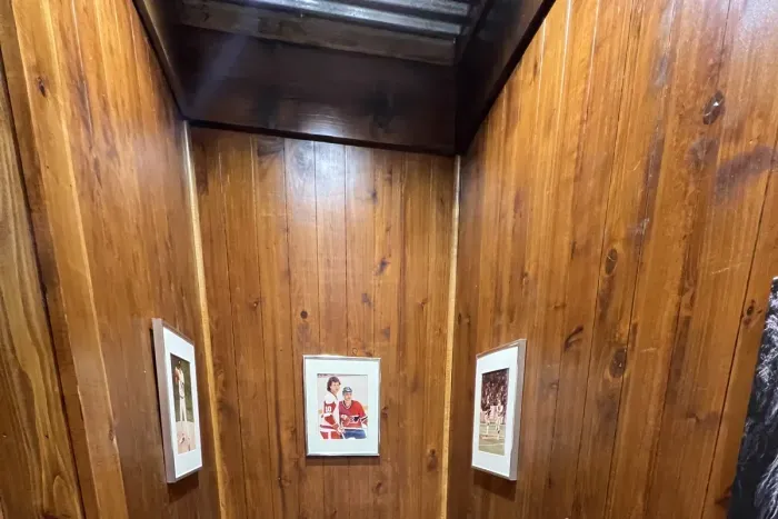 Pickleball Barn Full Bathroom