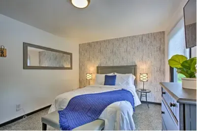 Bedroom 3 | Queen Bed | Upper Level - Holy Cow Side