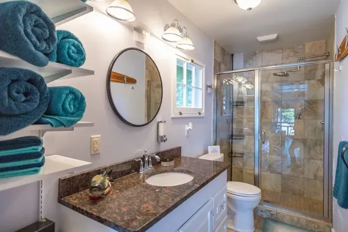 Slice-of-Heaven TC | Spa Retreat Full - Bathroom -  All linens, towels & Beach Towels provided.