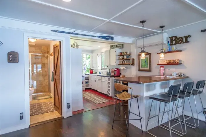 Slice-of-Heaven TC | Spa Retreat Open Kitchen Area | High-top Dining with Lake Views