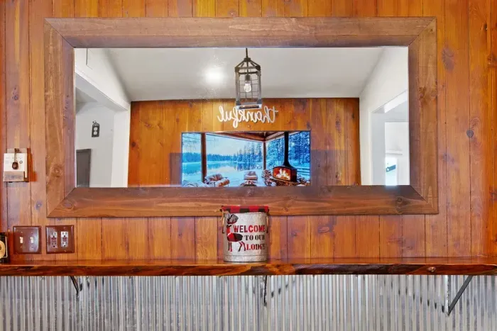 LA Lodge Great Hall a seat for everyone at the table.