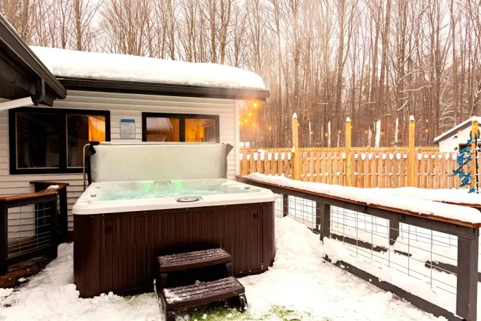 Lake Ann Lodge | Winter Hot Tub Views