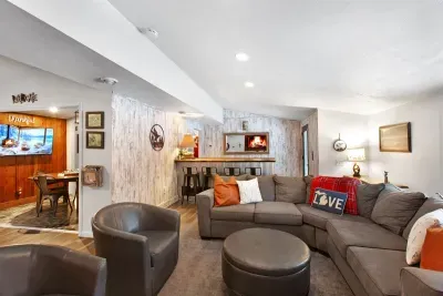 Lake Ann Lodge | Adventure North Vacation Rentals | Main Living Area | Bar Seating