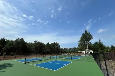 70's Lodge Pickleball Courts (3) Yes, THREE! Fenced in Private Courts! - Starter Paddles & Balls provided