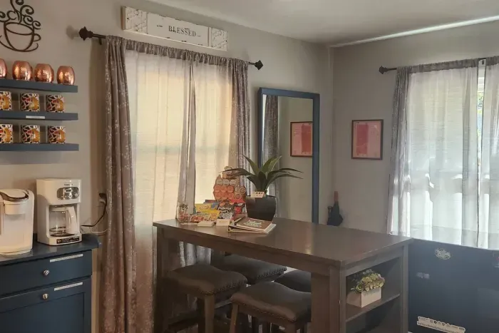 Traverse City Bungalow - This "spa retreat" home has a fully equipped kitchen with Stainless Glass Cook Top and Electric Oven, Dishwasher, Microwave, Stainless Refrigerator, Keurig Combo single & full pot coffee maker & k-cups starter supply!  