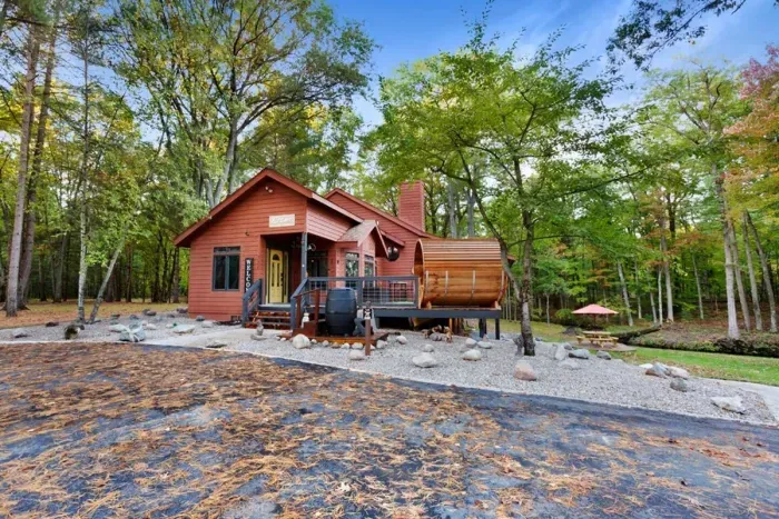 Hall Creek Lodge Main Floor Deck Entrance | Hot Tub | Barrel Sauna | Cold Plunge Barrel