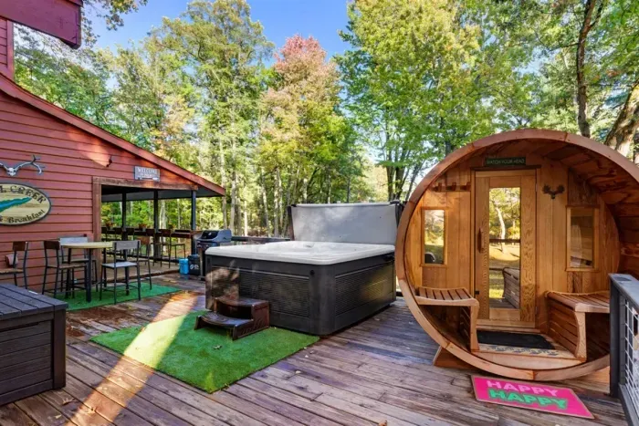 Main Deck | Dining | Hot Tub | Barrel Sauna