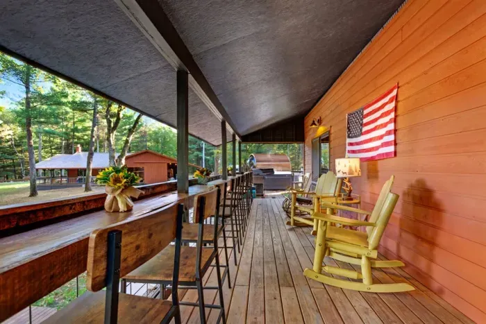 Hall Creek Lodge | Main Deck Bar Seating