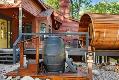 Hall Creek Lodge Main Floor Deck Entrance | Hot Tub | Barrel Sauna | Cold Plunge Barrel