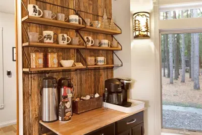 Hall Creek Lodge | Coffee Bar | Duo Coffee Pot Keurig k-cup | Pump Thermos' | Coffee Filters | Starter K-cups | Bring your own ground coffee