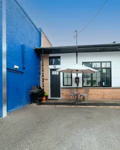 Exterior Vintage Charm