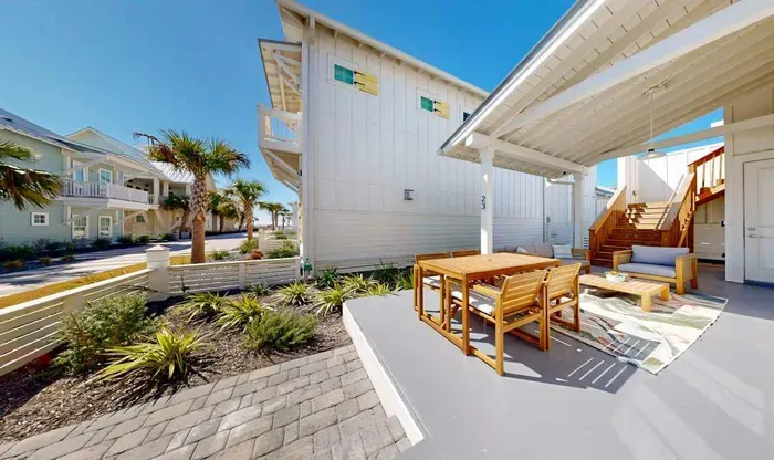 Mojo Dojo at Sunflower Beach Resort - image 4 of 45