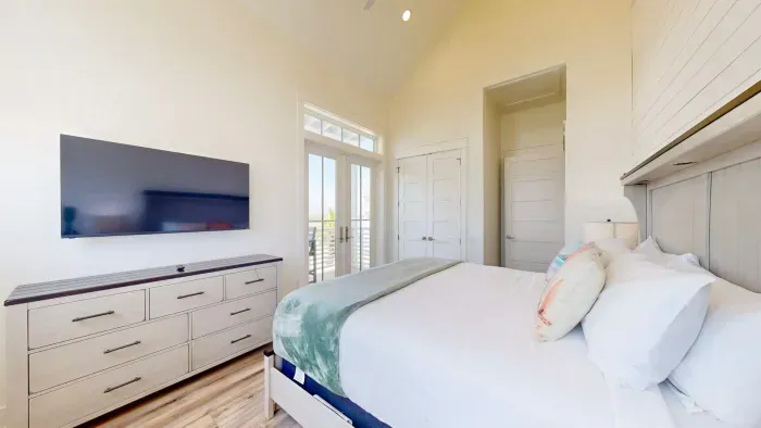 Mockingbird at Sunflower - image 21 of 52