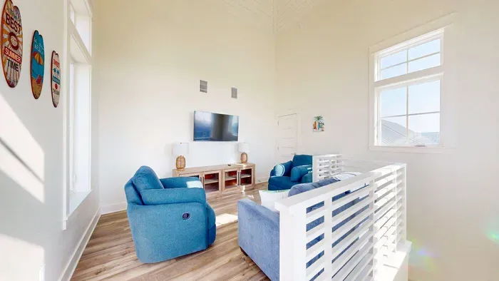 Mockingbird at Sunflower - image 35 of 52