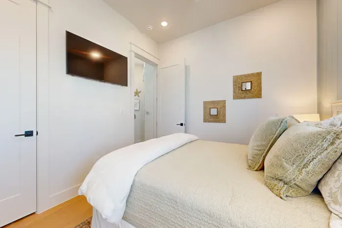 Summer Luv'n at Sunflower Beach Resort - image 21 of 35