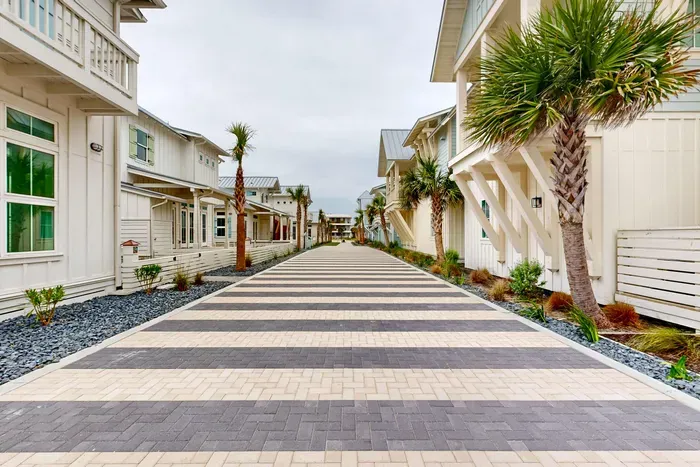 Another Margarita at Sunflower Beach Resort - image 2 of 30