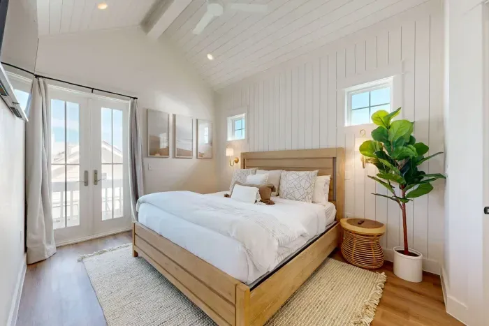 Shore Beats Working at Sunflower Beach Resort - image 19 of 43