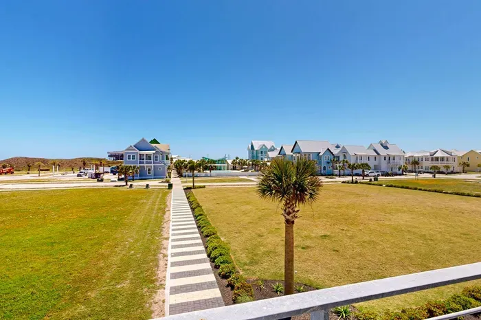 Sea La Vie at Sunflower Beach Resort - image 22 of 36