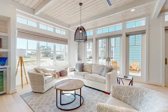Life On Pause at Sunflower Beach Resort