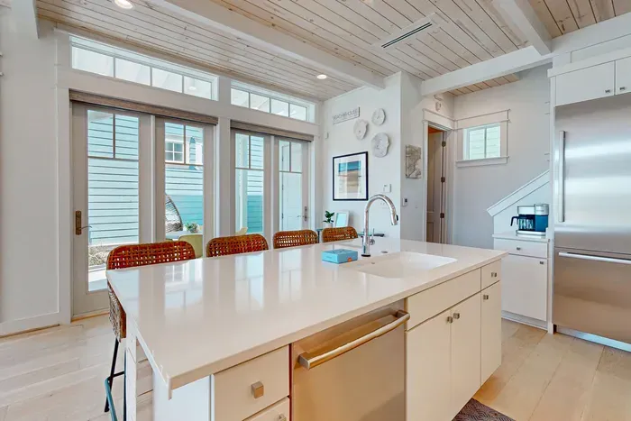 Life On Pause at Sunflower Beach Resort - image 17 of 38