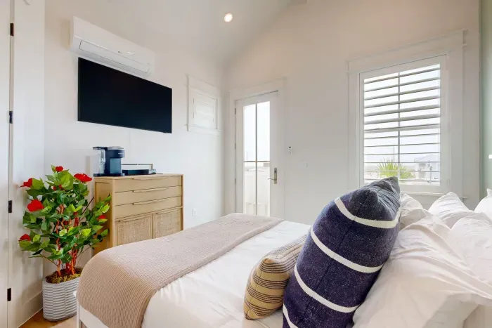 Resting Beach Face at Sunflower Beach Resort - image 17 of 32