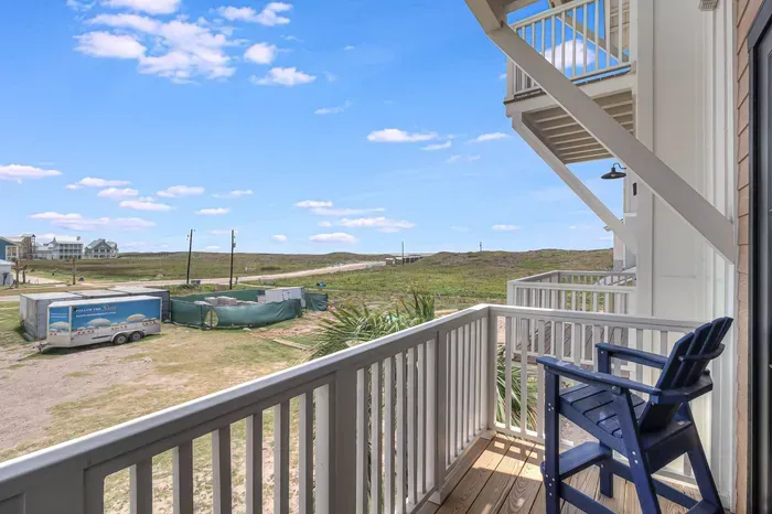 Good Times & Tan Lines - image 34 of 66