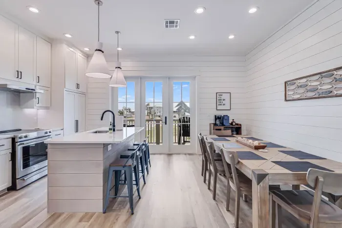 Good Times & Tan Lines - image 19 of 66