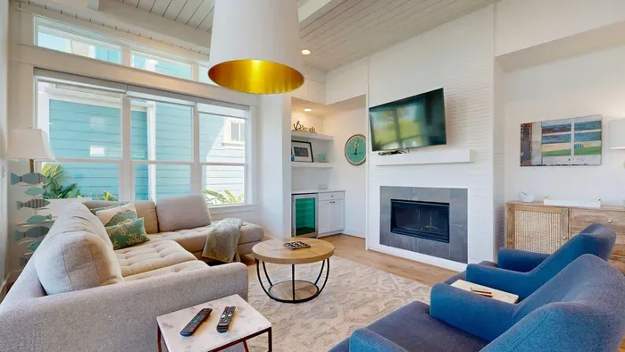 Stay A Little Longer - image 9 of 47