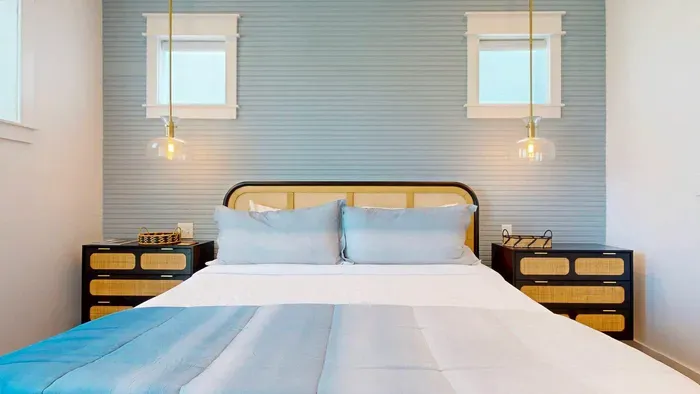 Stay A Little Longer - image 21 of 47