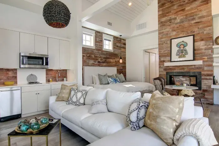 Kemosabe at Sunflower Beach Resort - image 3 of 25