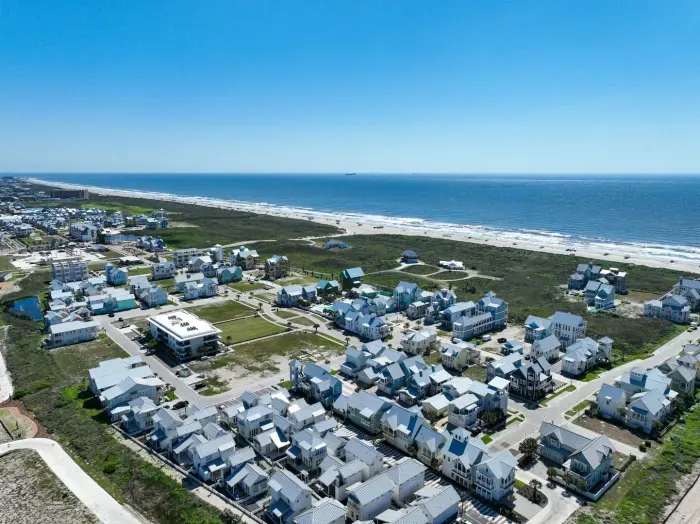 Marlin Monroe at Sunflower Beach Resort - image 23 of 38