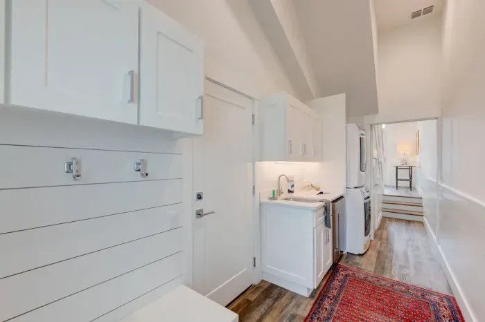 Blowfish Bungalow at Sunflower Beach Resort - image 3 of 45