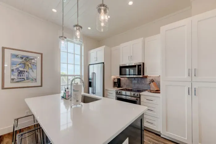 Blowfish Bungalow at Sunflower Beach Resort - image 16 of 45