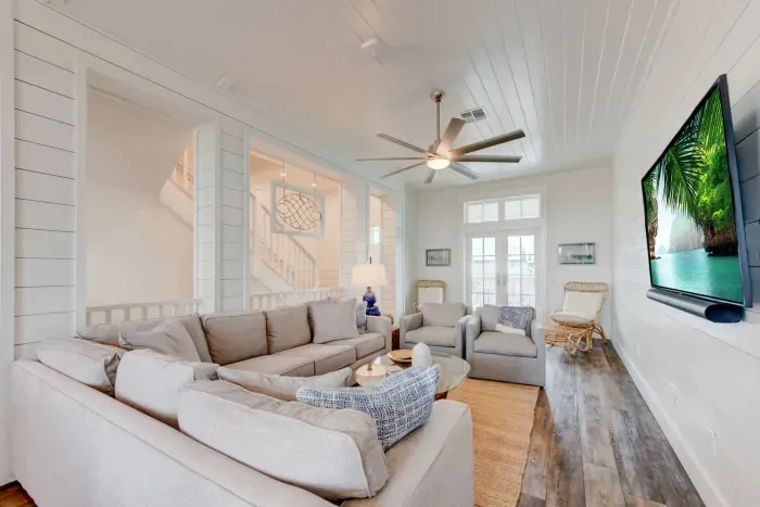 Blowfish Bungalow at Sunflower Beach Resort - image 11 of 45