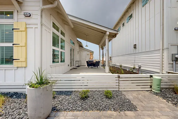 Wavemaker at Sunflower Beach Resort - image 2 of 24