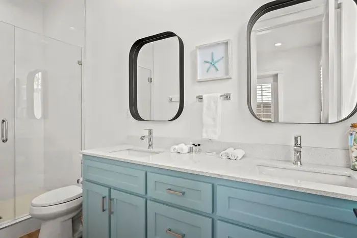 Cover me in Sunshine - image 36 of 54